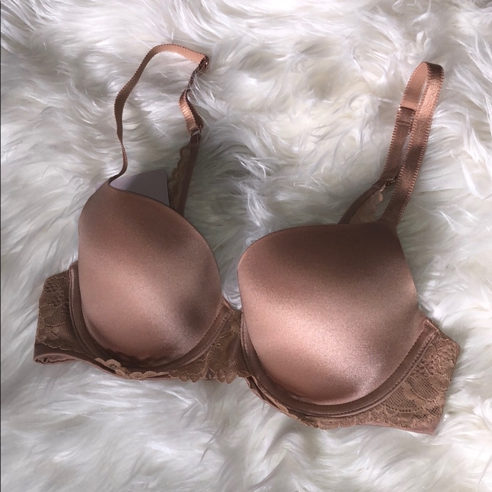 NWT Savage X Fenty Convertible T-Shirt Bra